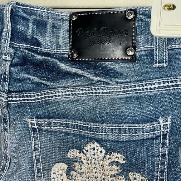Red River Jeans embellished, distressed, cropped jeans, size 3 - Picture 8 of 12